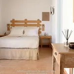 Toffee Nyaraló